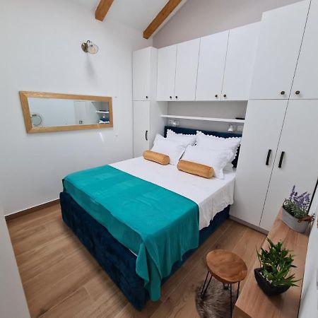 Apartman Bracera Primošten Eksteriør bilde